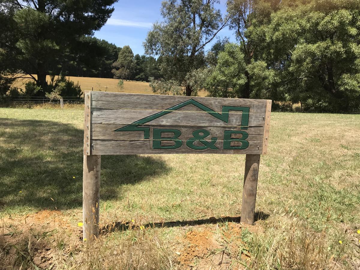 Helen'S Homestead Enfield 外观 照片